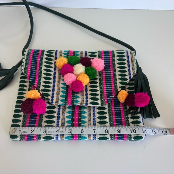 Boho Women’s Woven Pom Pom Tassel Crossbody Bag - Picture 7 of 8